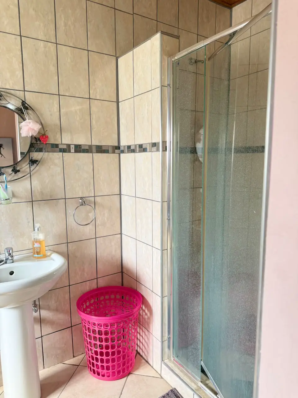 Bathrooms: Shower