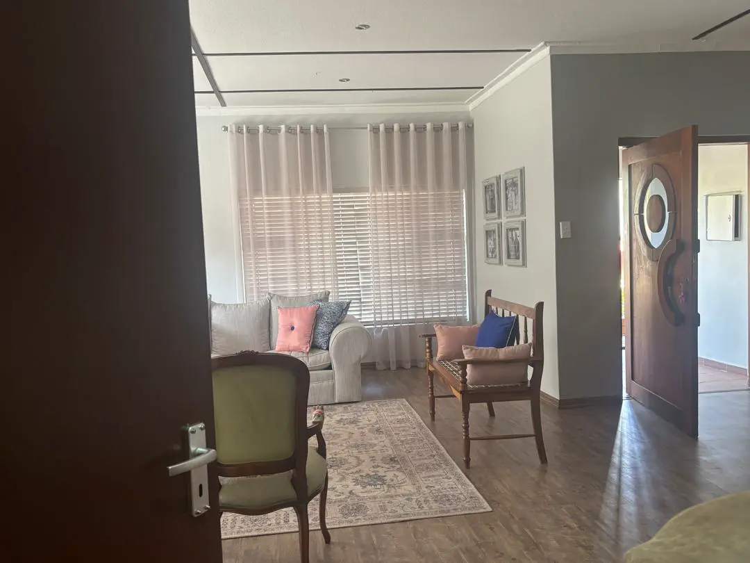 Sitting room: In from the entrance hall